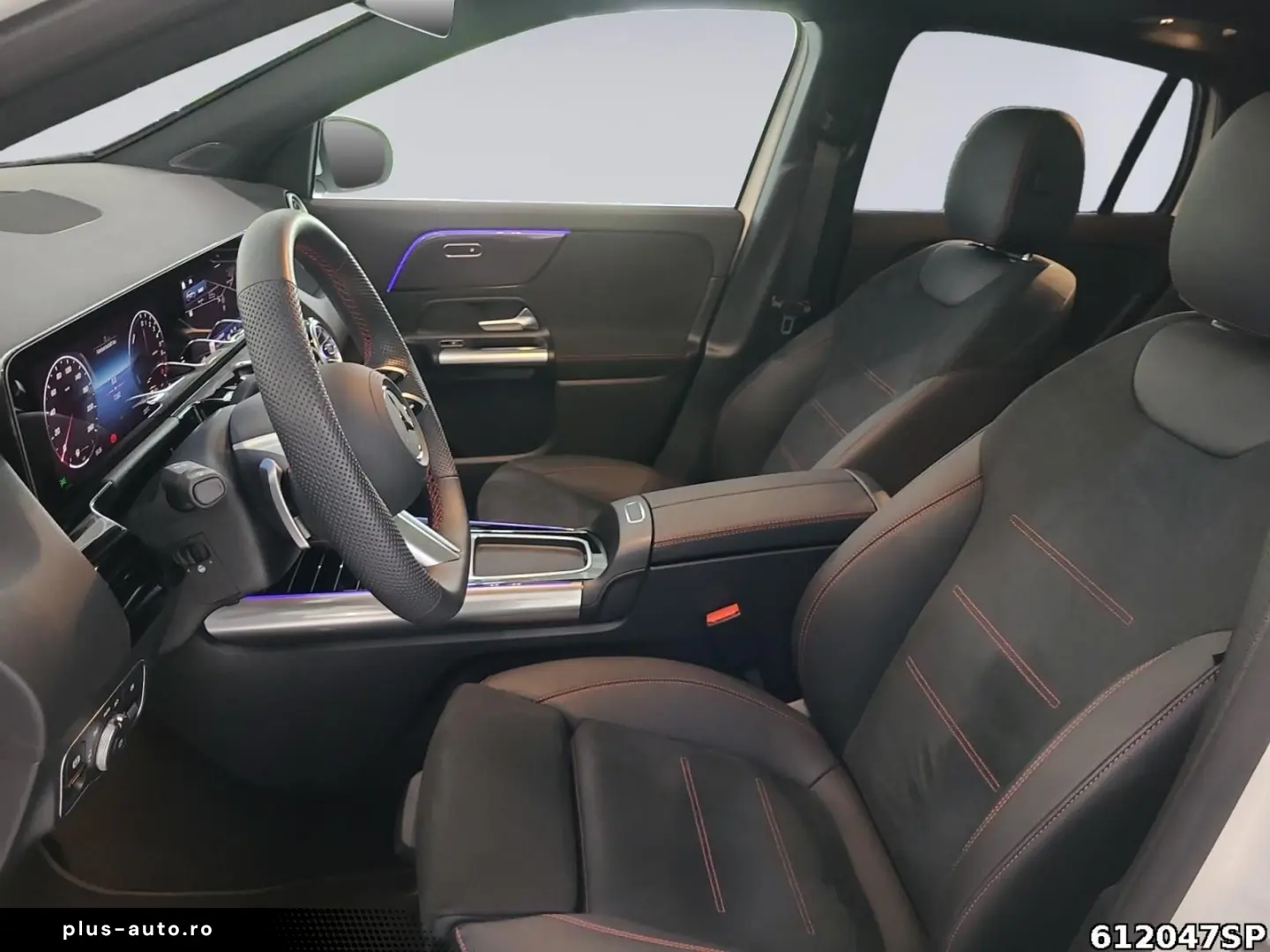 MERCEDES-BENZ GLA 250 e AMG  Pano Keyless 360  AHK Totwinkel