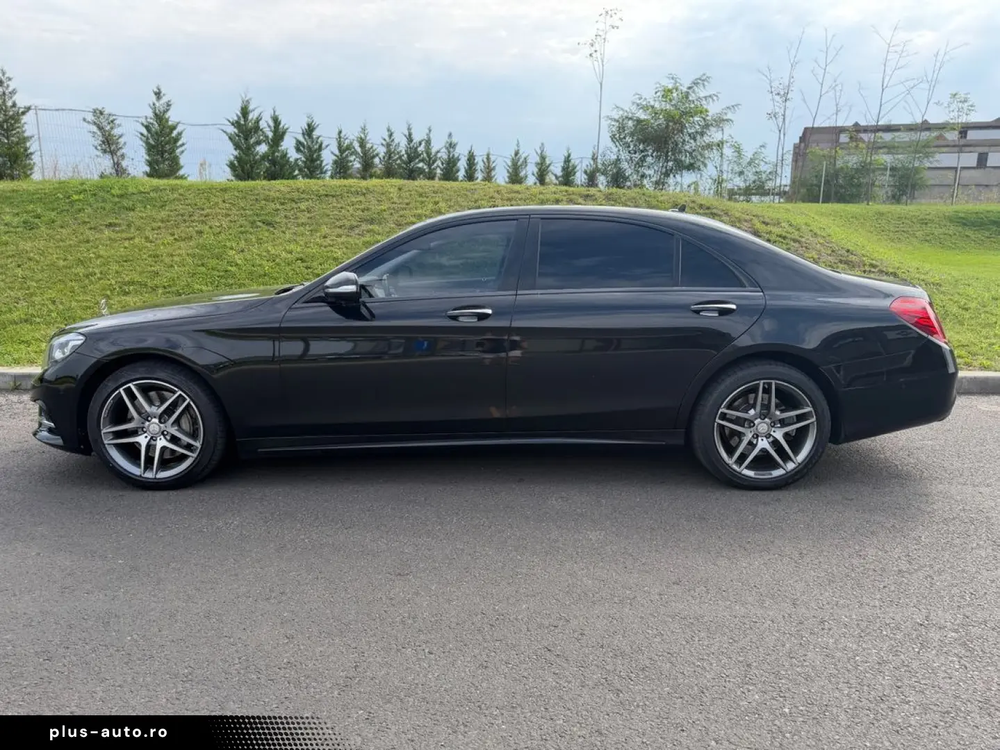 Mercedes-Benz S