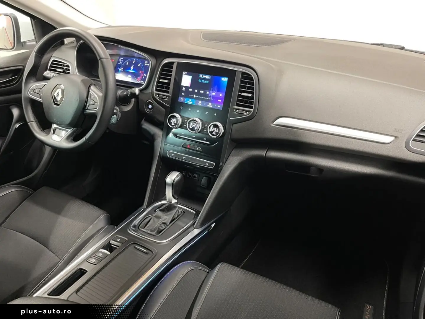 RENAULT Megane 2022 — imagine 74