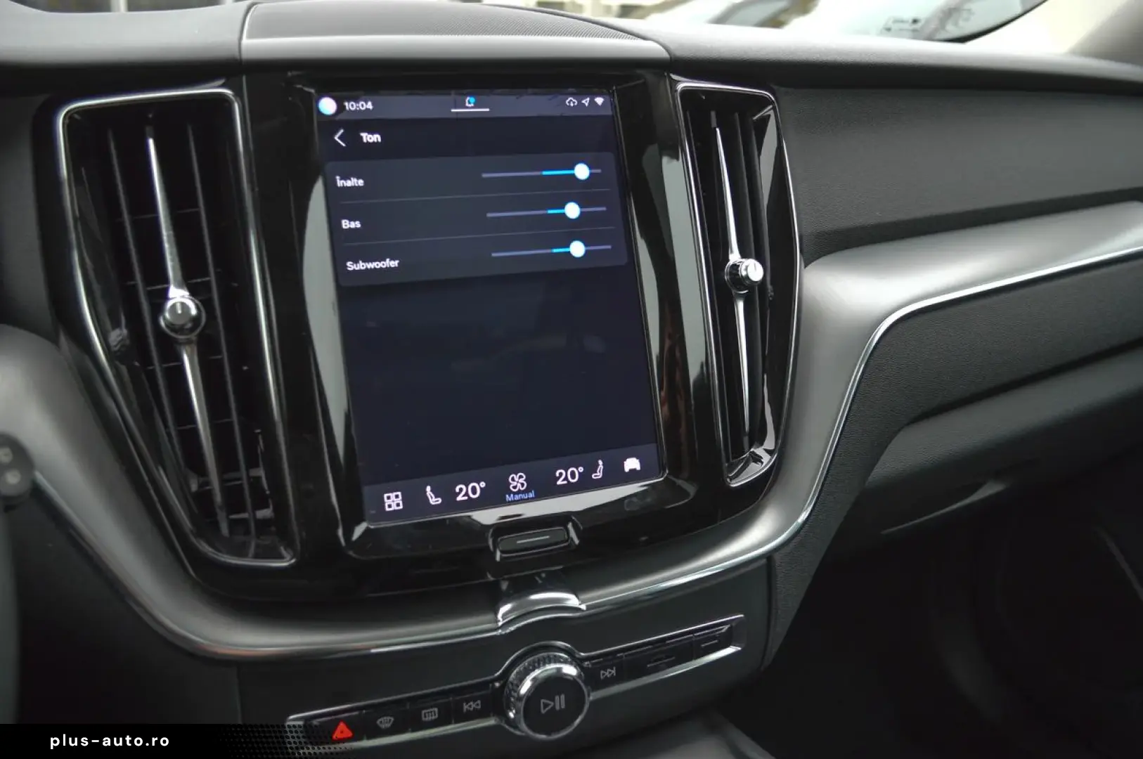 2022 Volvo XC-60 T6 AWD Inscription 2.0 Benzină Plug In Hybr
