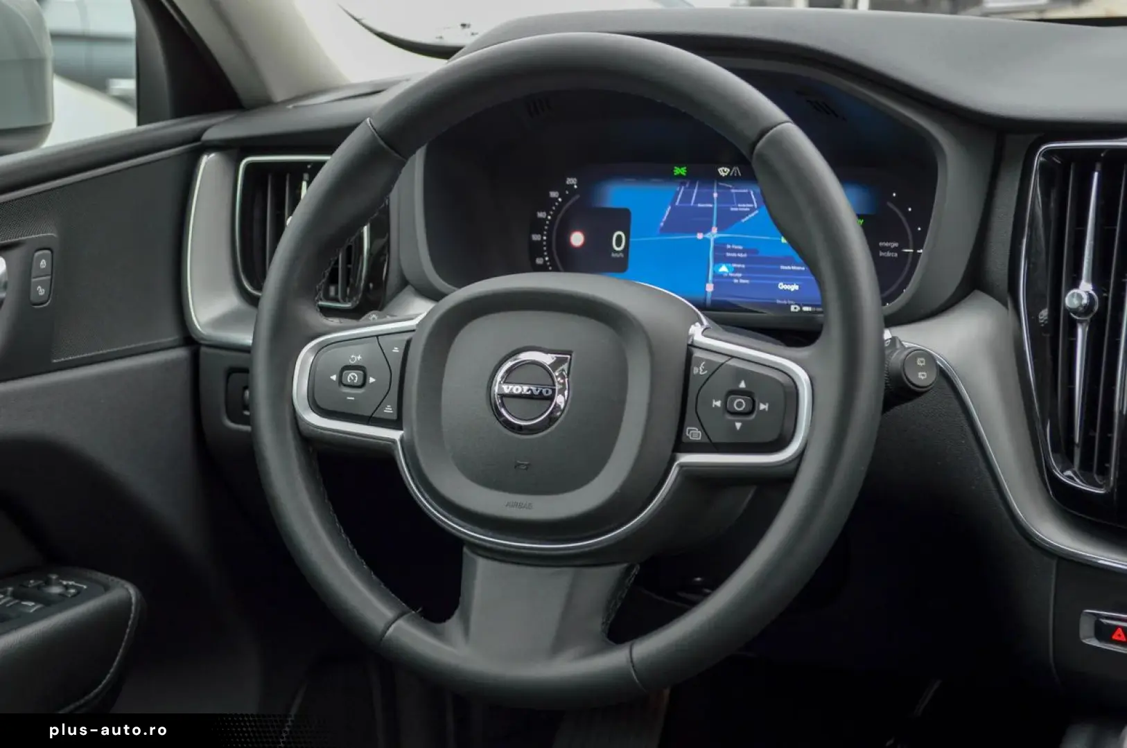 2022 Volvo XC-60 T6 AWD Inscription 2.0 Benzină Plug In Hybr