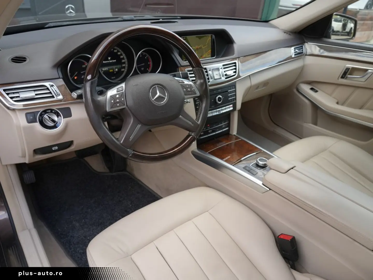 Mercedes-Benz E