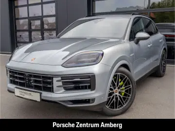PORSCHE Cayenne E-Hybrid BOSE LED-Matrix InnoDrive Pano
