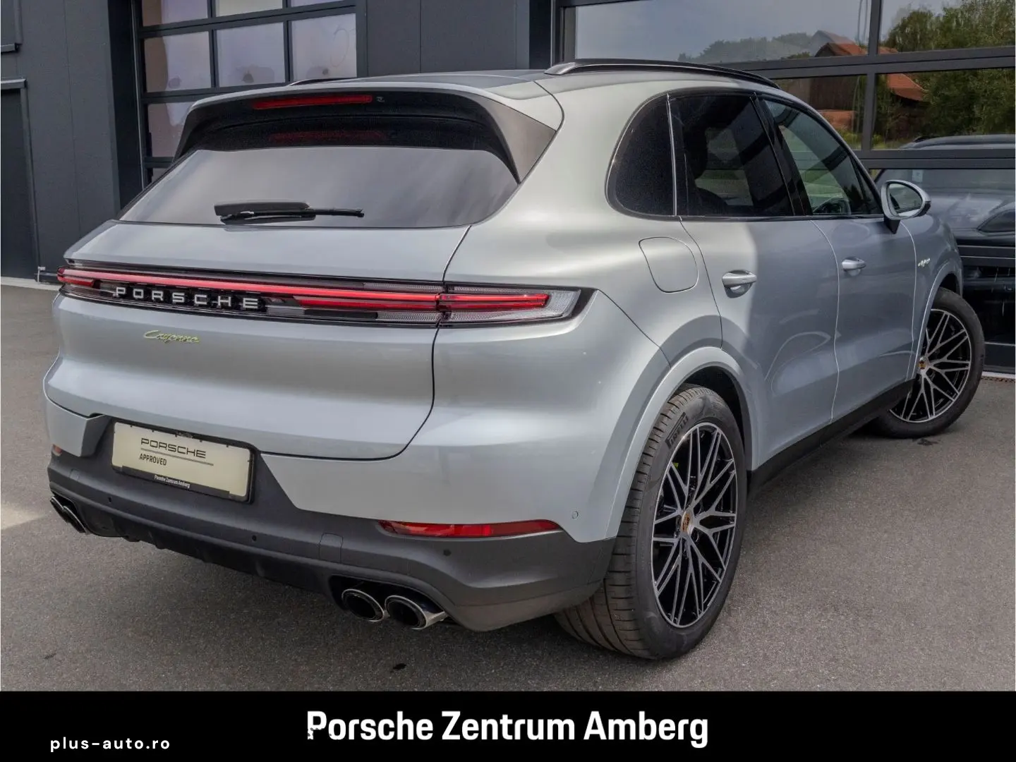 PORSCHE Cayenne E-Hybrid BOSE LED-Matrix InnoDrive Pano