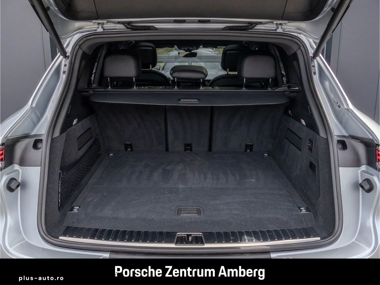 PORSCHE Cayenne E-Hybrid BOSE LED-Matrix InnoDrive Pano