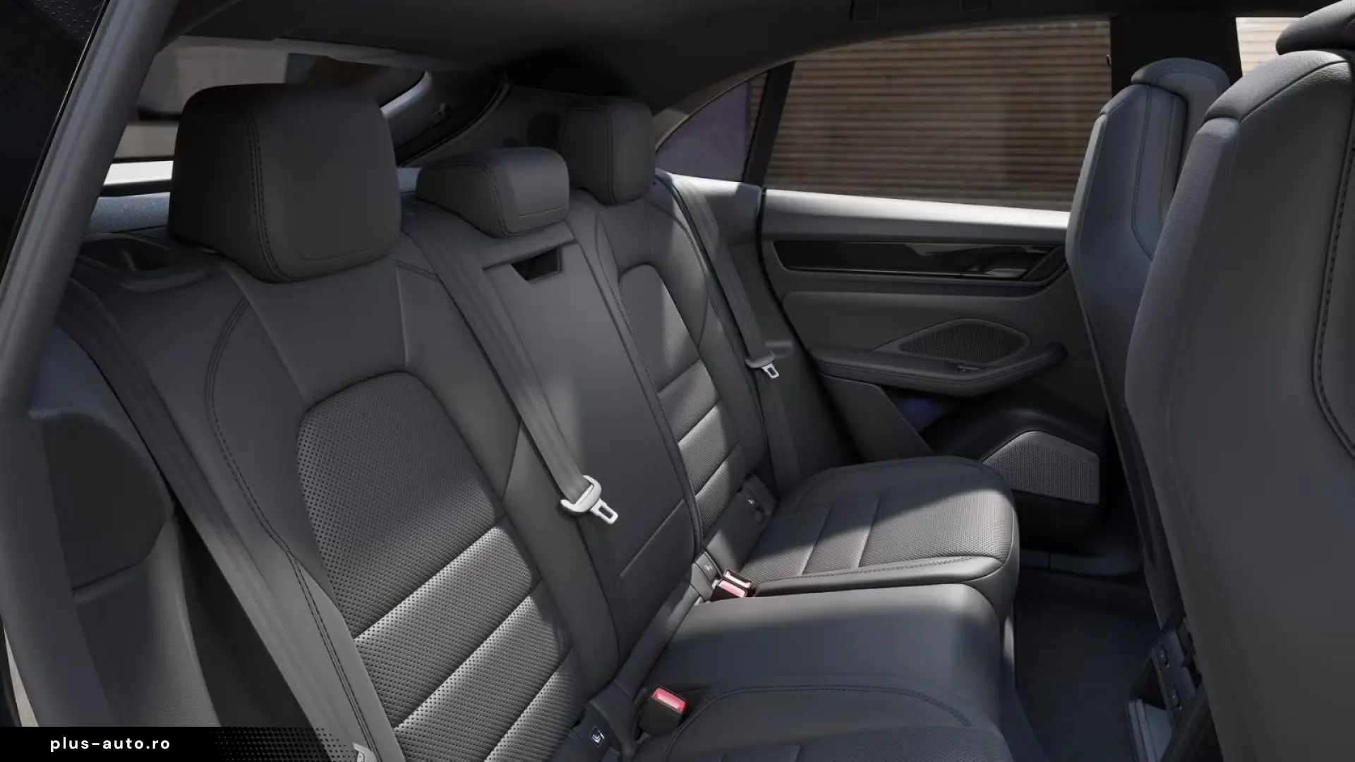 PORSCHE Macan 4S Burmester