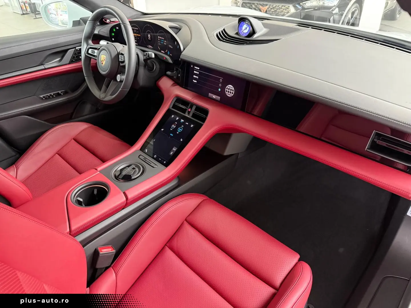 PORSCHE Taycan