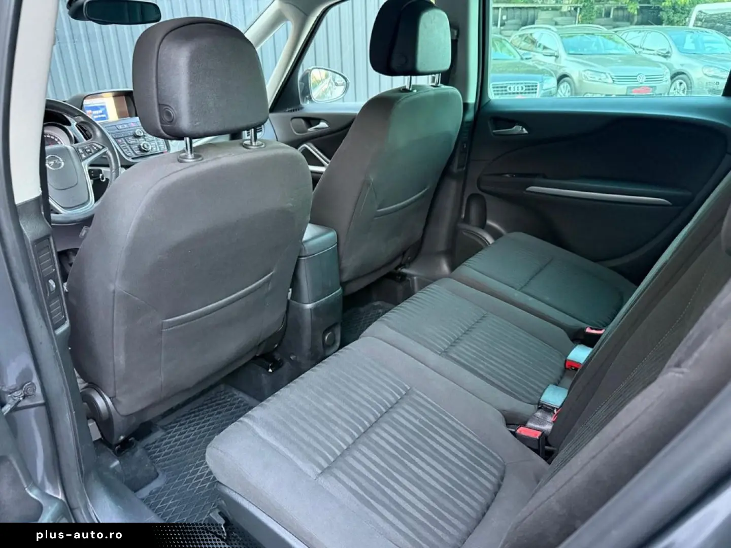 Opel Zafira 2.0Cdti    Vindem in Rate Avans Zero cu Buletinu