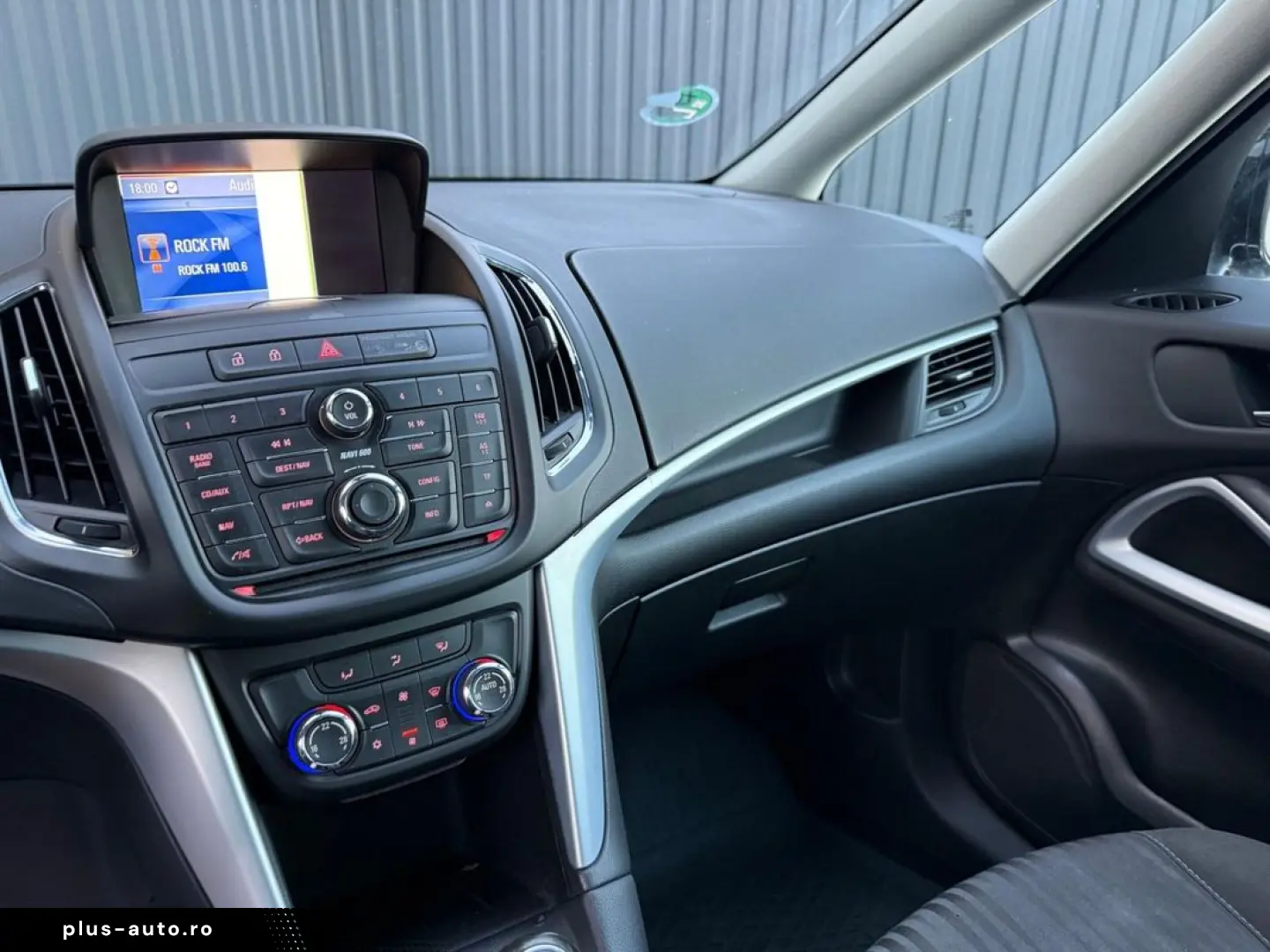 Opel Zafira 2.0Cdti    Vindem in Rate Avans Zero cu Buletinu