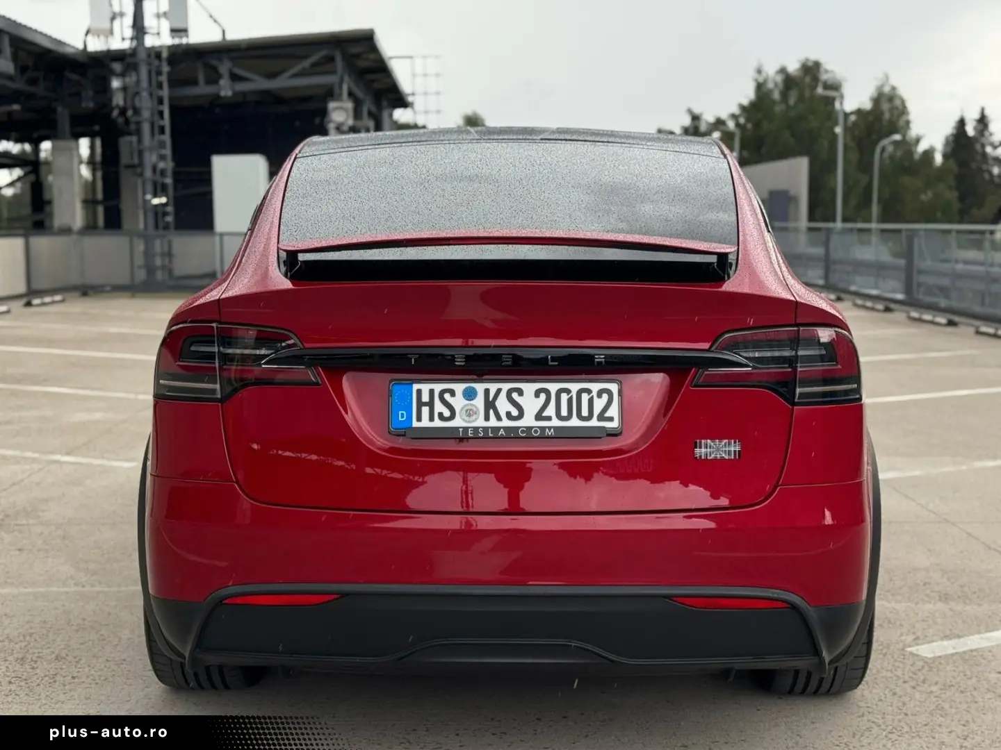 TESLA Model X Plaid