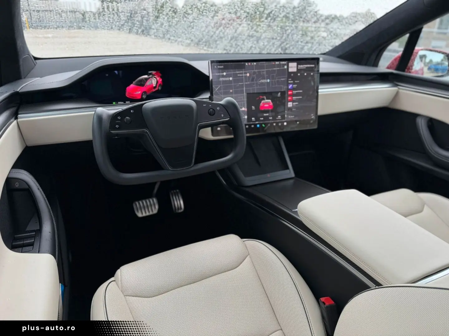 TESLA Model X Plaid