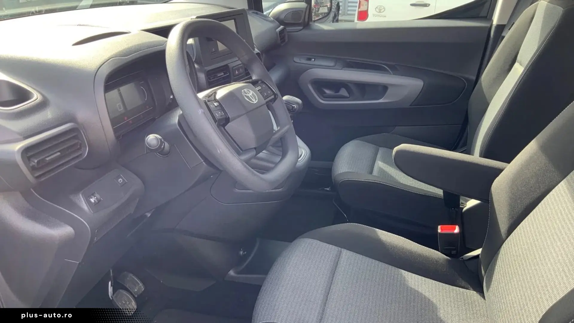 TOYOTA PROACE City Verso L1 1.5 D Comfort 6MT 573KM 2026