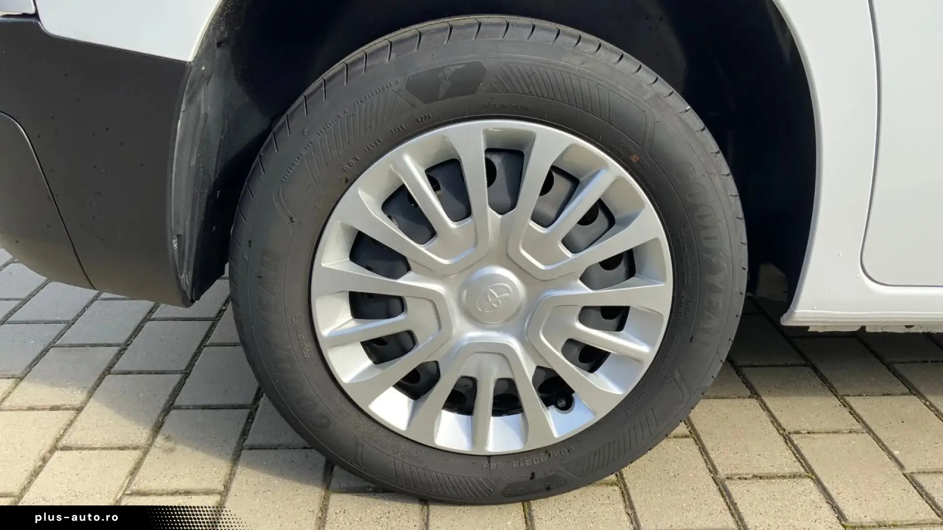 TOYOTA PROACE City Verso L1 1.5 D Comfort 6MT 573KM 2026