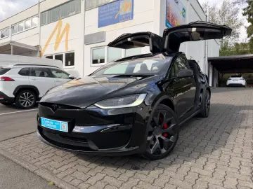 TESLA Model X Plaid HW4 6 Sitzer 22 Zoll Creme Innen