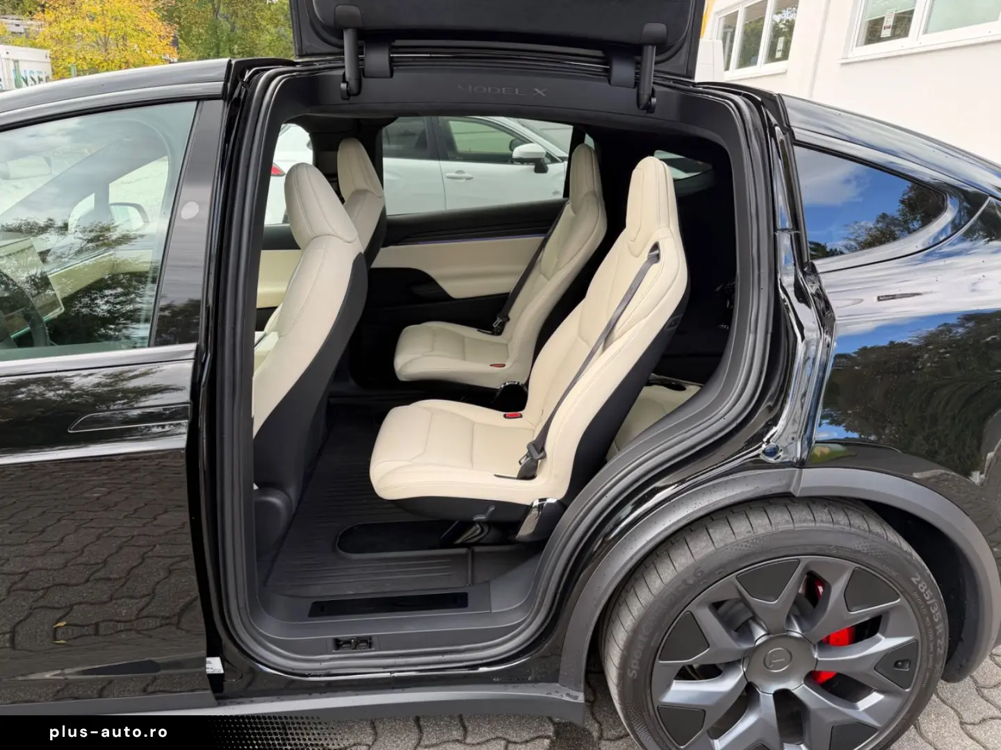 TESLA Model X Plaid HW4 6 Sitzer 22 Zoll Creme Innen