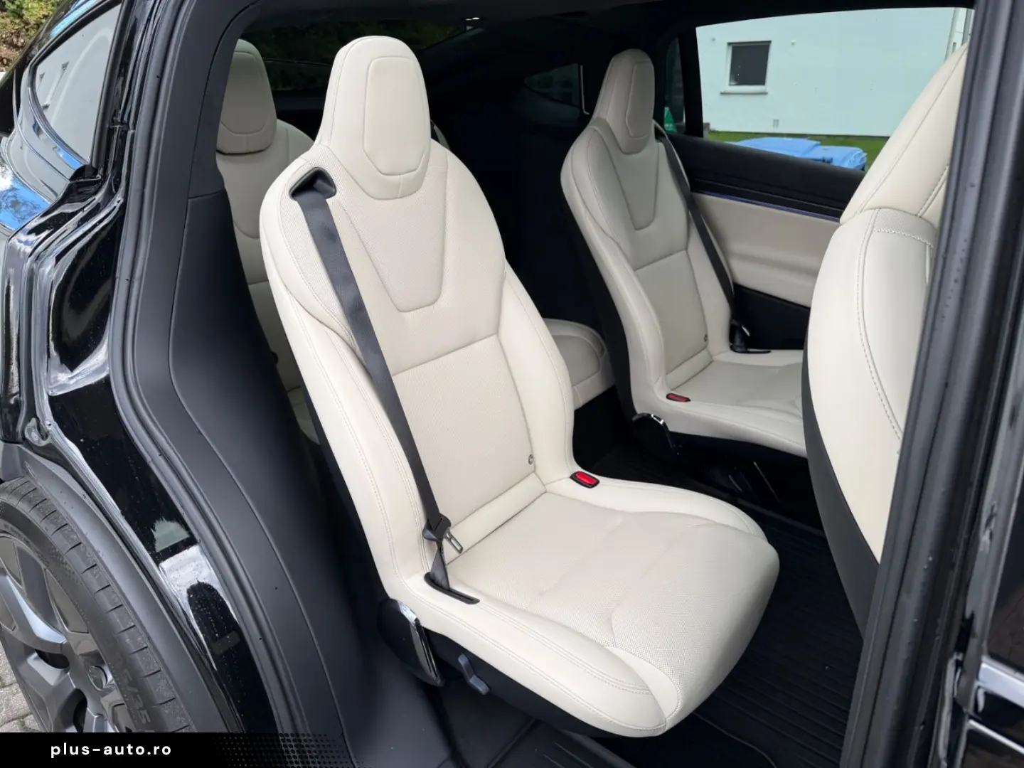 TESLA Model X Plaid HW4 6 Sitzer 22 Zoll Creme Innen