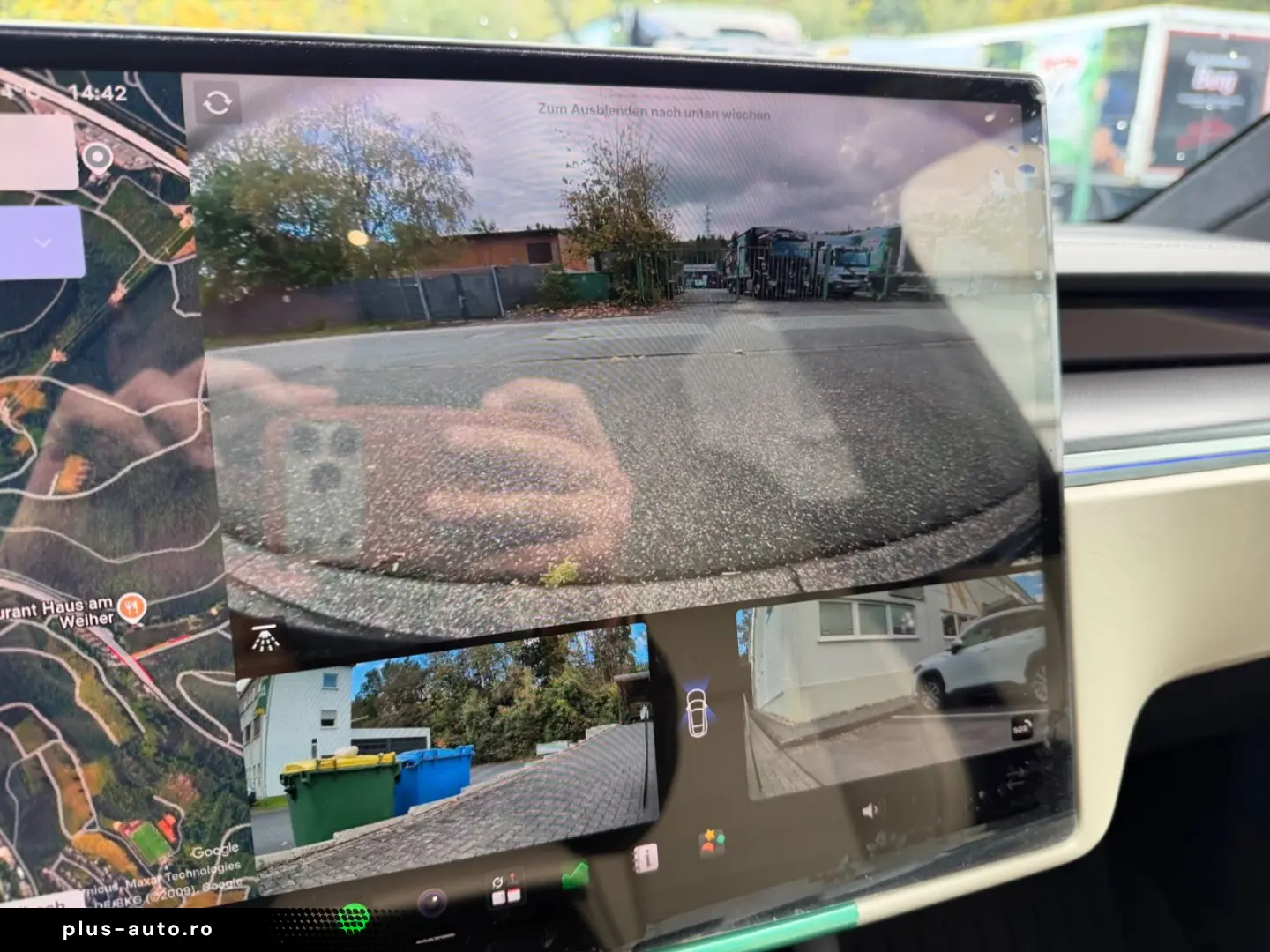 TESLA Model X Plaid HW4 6 Sitzer 22 Zoll Creme Innen