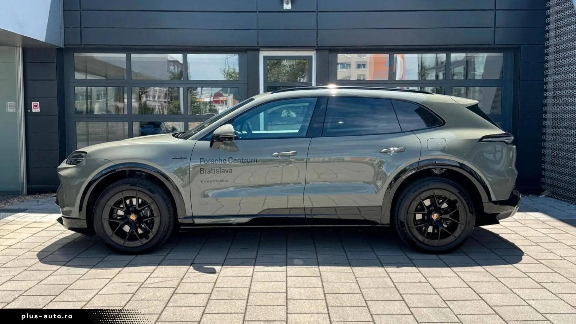 Porsche Cayenne Electric 325 kW