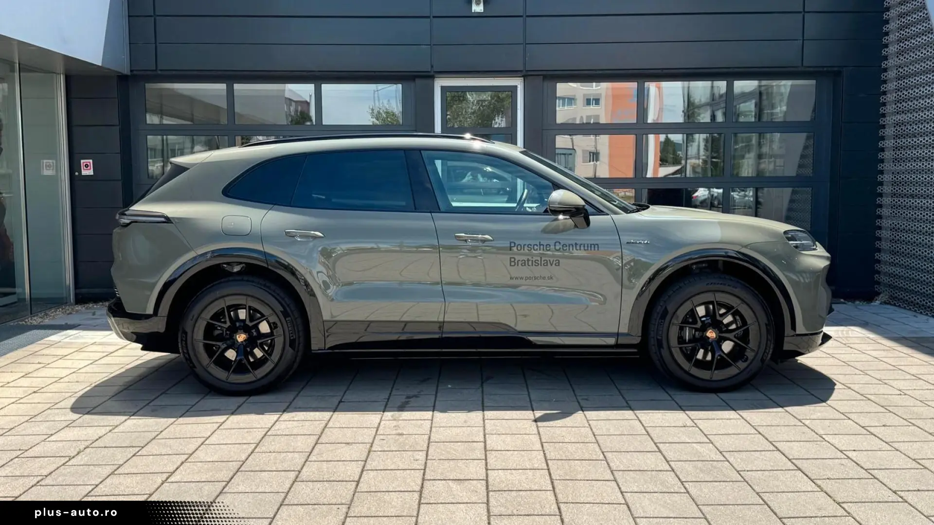 Porsche Cayenne Electric 325 kW