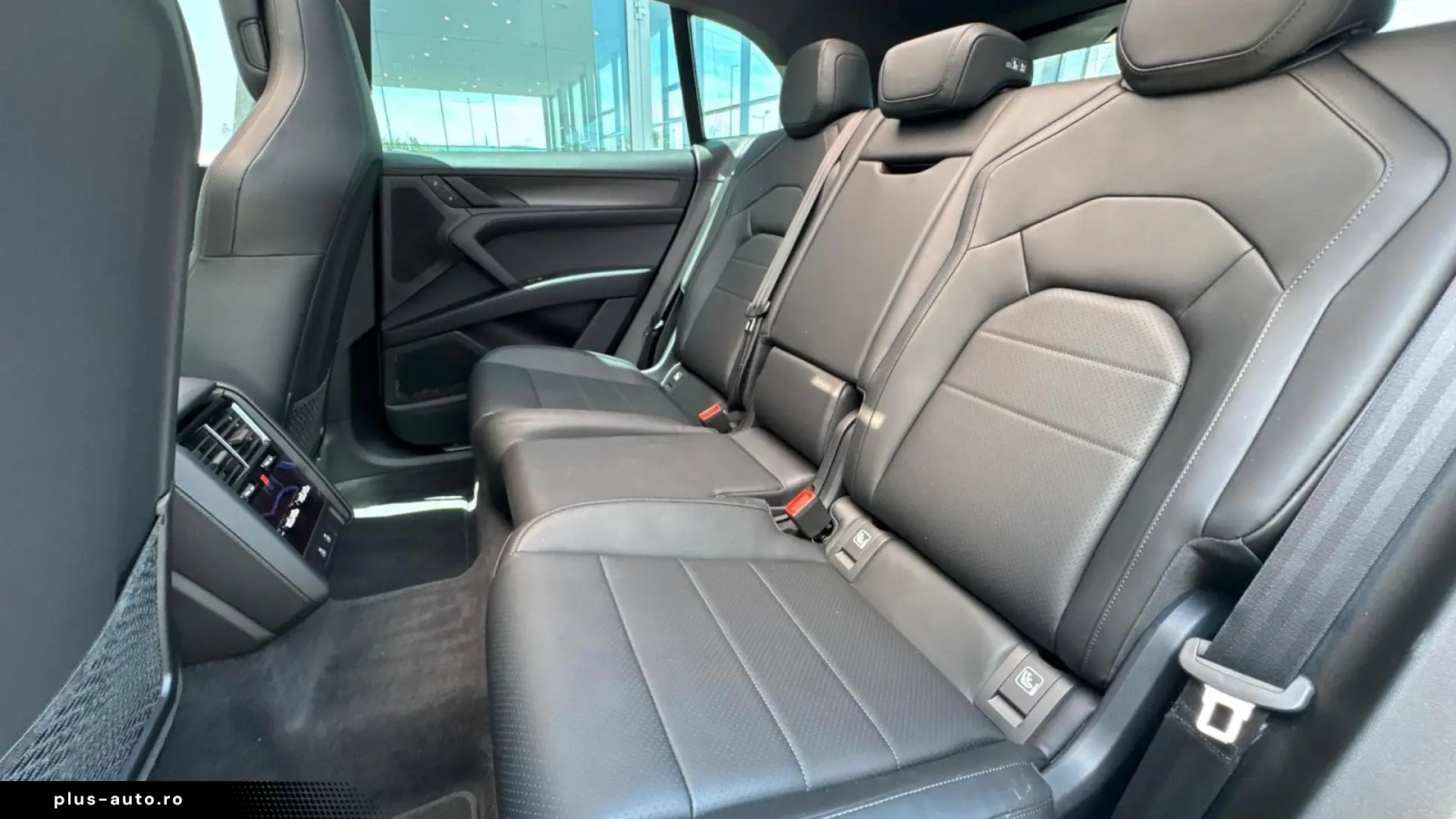 Porsche Cayenne Electric 325 kW