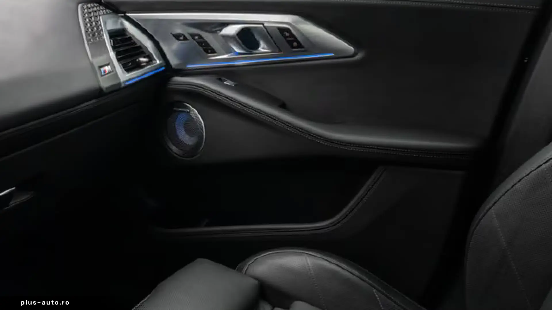 BMW XM 360  HUD DAB B&W Massage SoftClose
