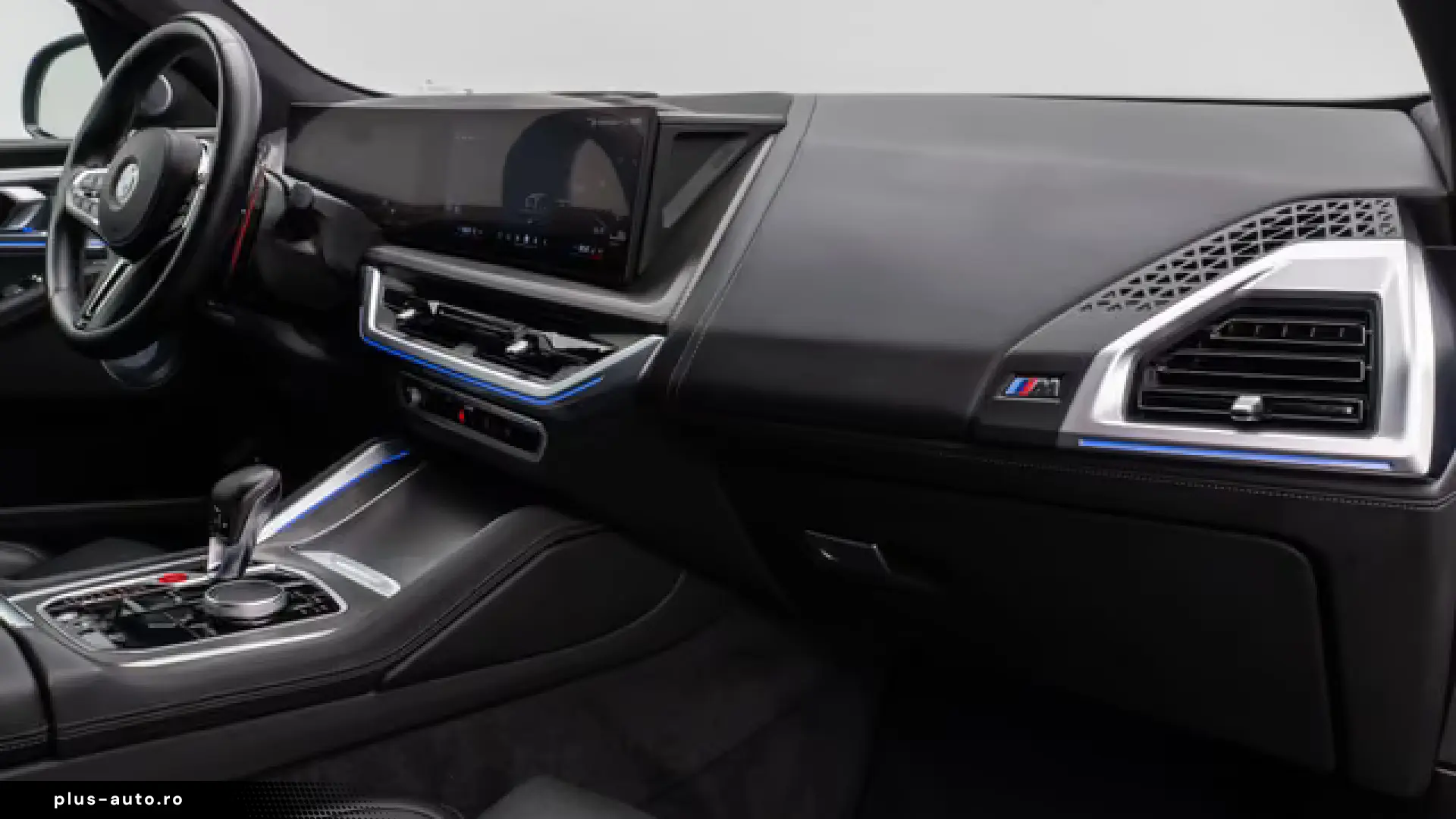 BMW XM 360  HUD DAB B&W Massage SoftClose