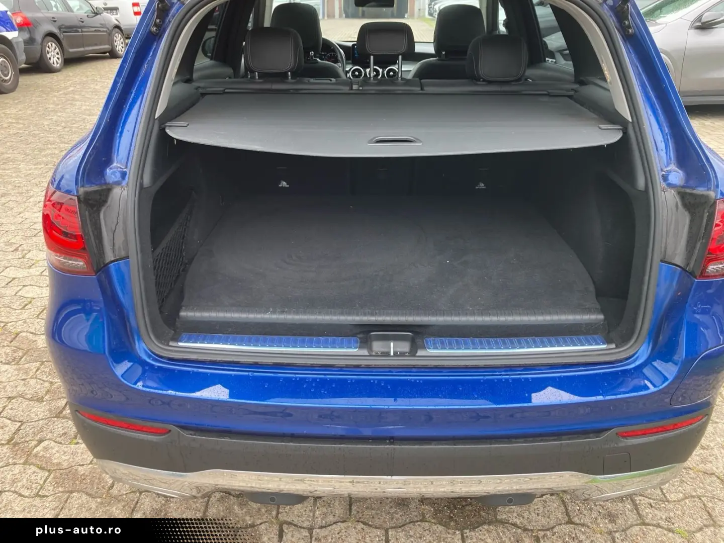 MERCEDES-BENZ GLC 300 de 4M AHK Pano LED Kam Multiko&hellip;