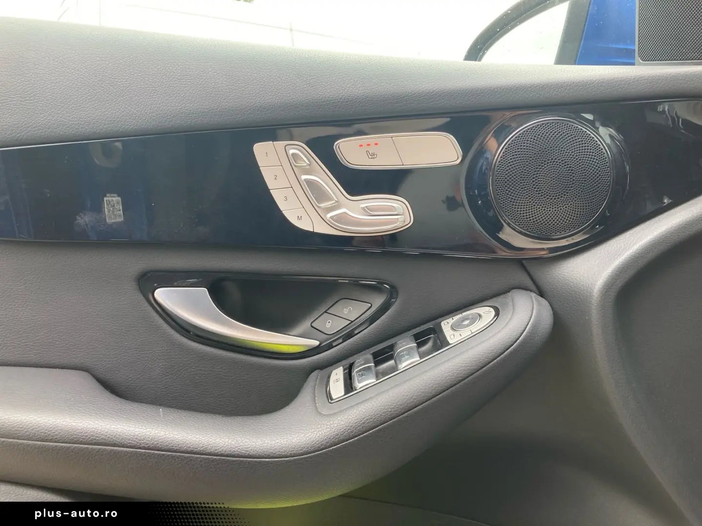 MERCEDES-BENZ GLC 300 de 4M AHK Pano LED Kam Multiko&hellip;