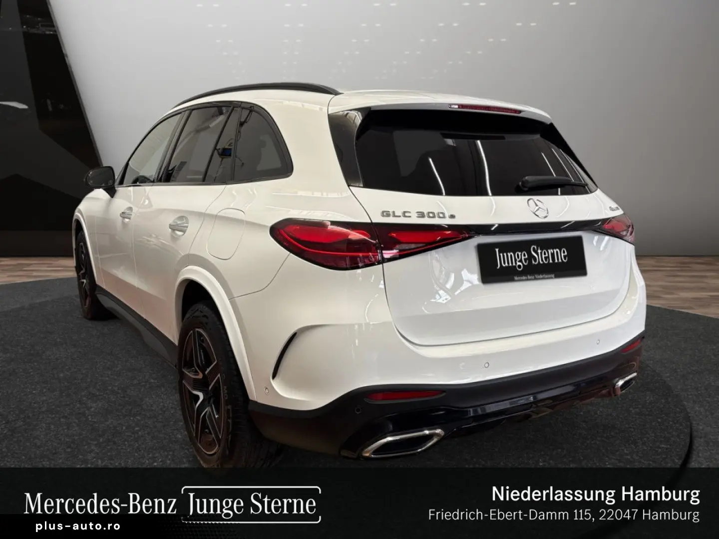 MERCEDES-BENZ GLC 300 e 4M AMG Premium Night 360  DISTRONIC