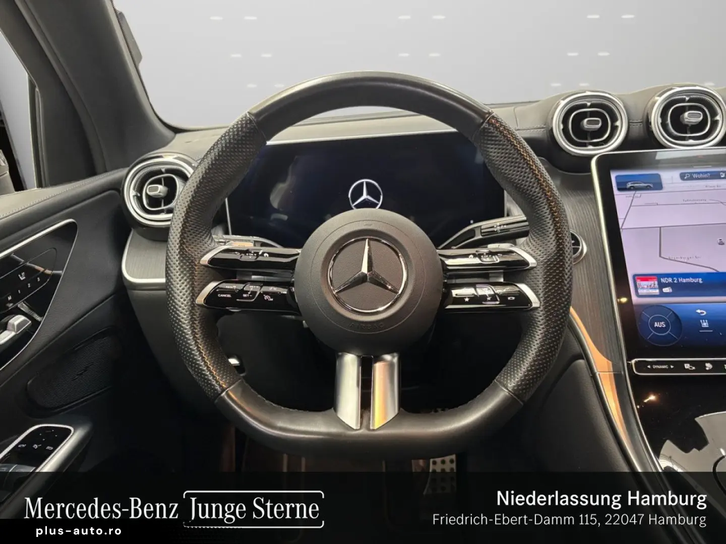 MERCEDES-BENZ GLC 300 e 4M AMG Premium Night 360  DISTRONIC