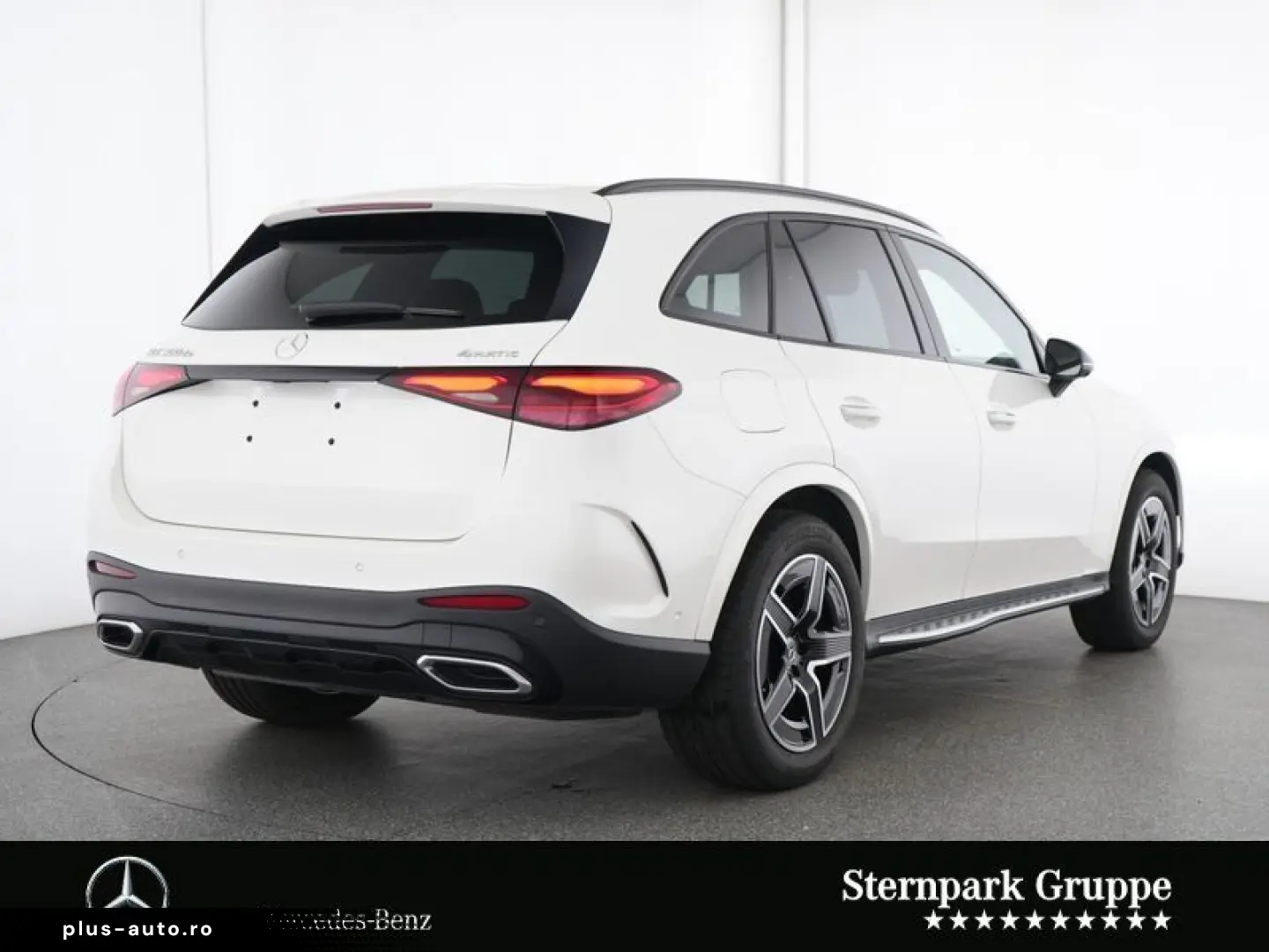 MERCEDES-BENZ GLC 300 de 4M AMG PREMIUM Technik Night FaP DC