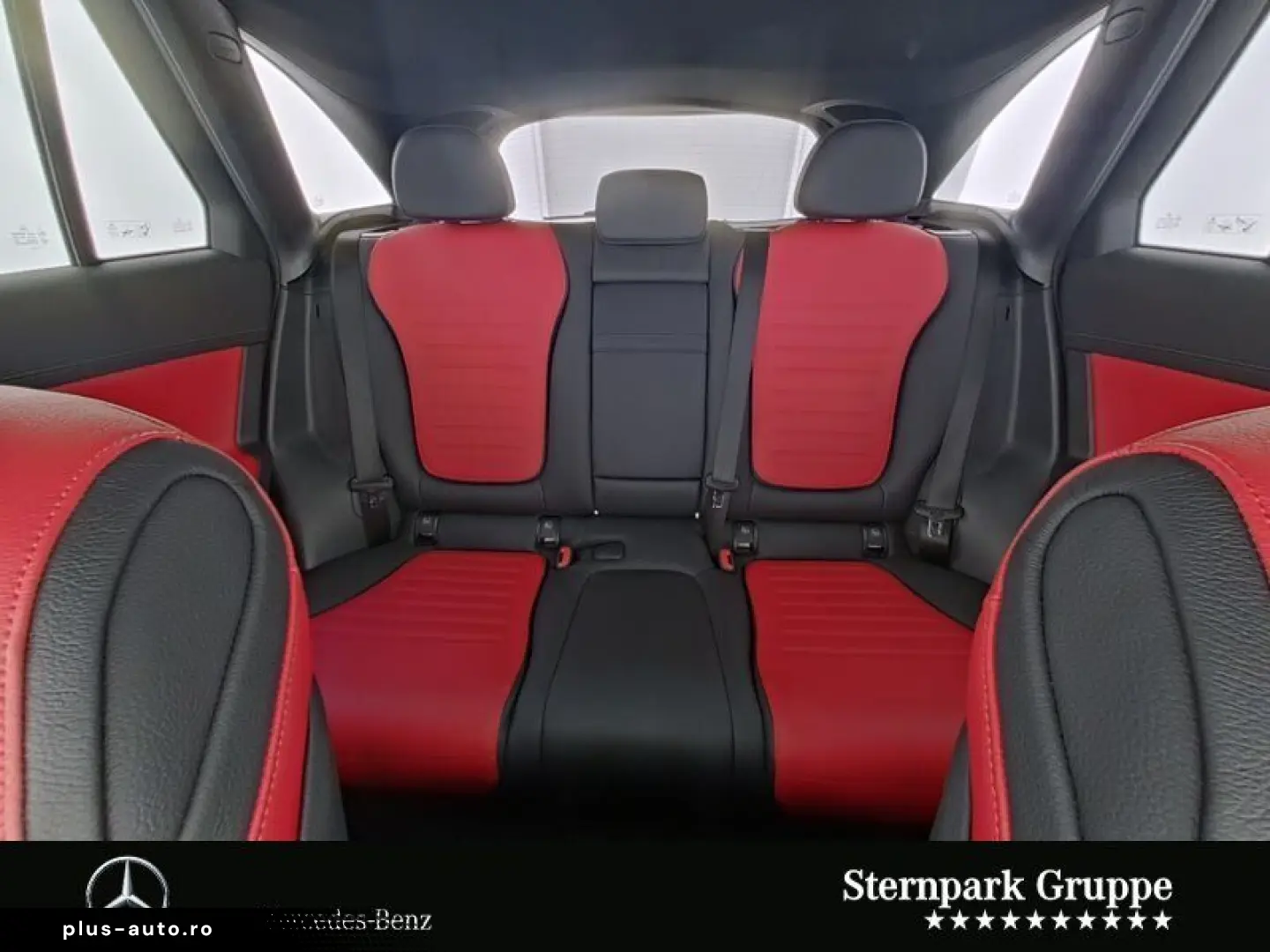 MERCEDES-BENZ GLC 300 de 4M AMG PREMIUM Technik Night FaP DC