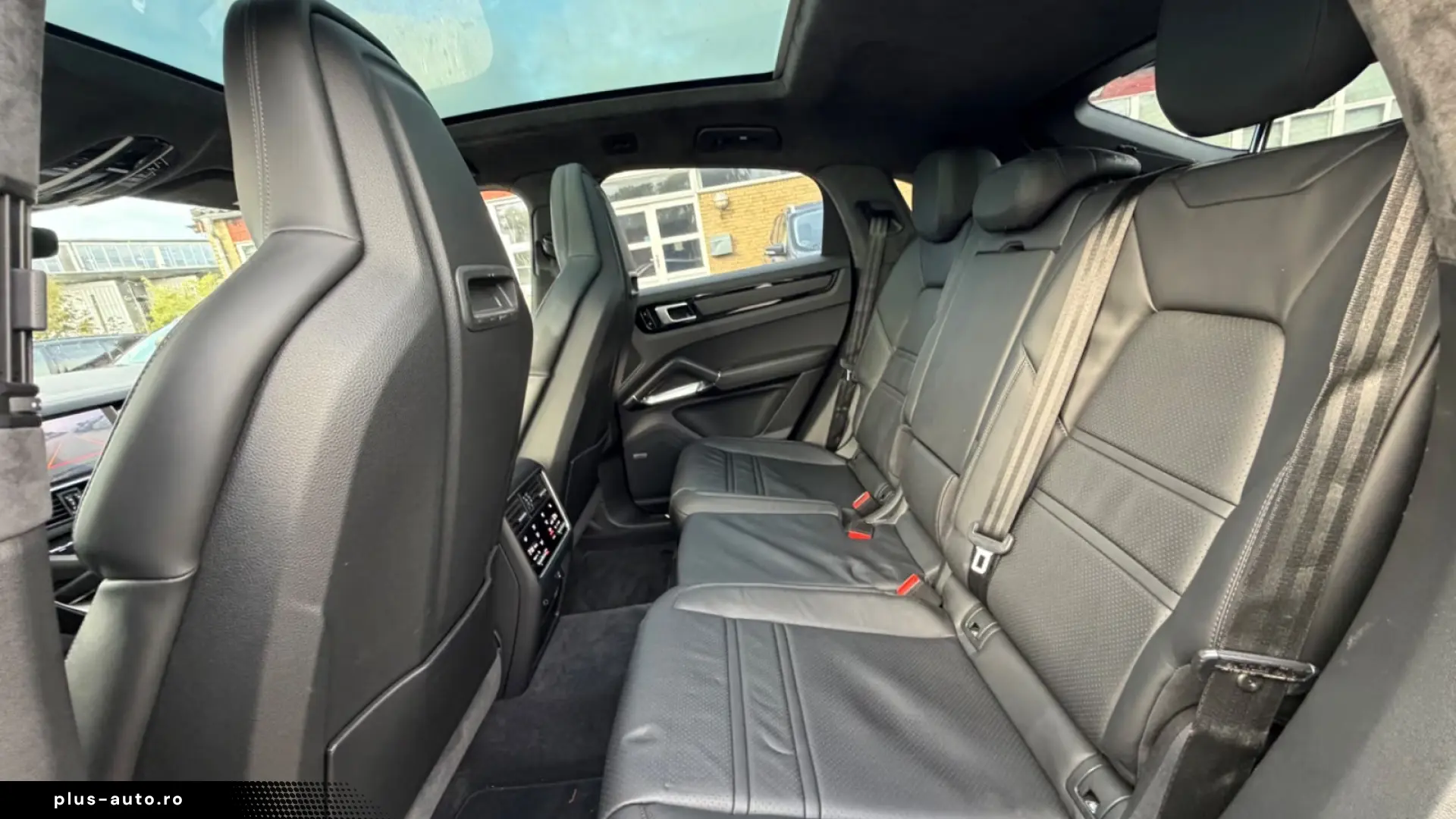 Porsche Cayenne Coupe Turbo 360Cam Panorama