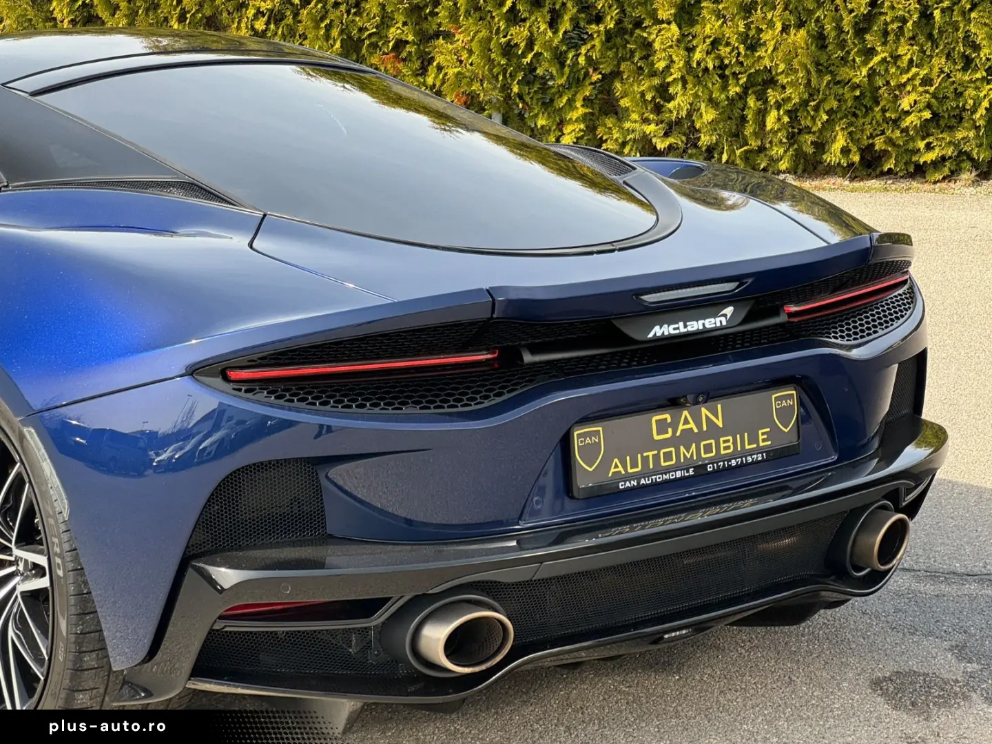 MCLAREN GT Premium Practicality SportExhaust B&W Lift