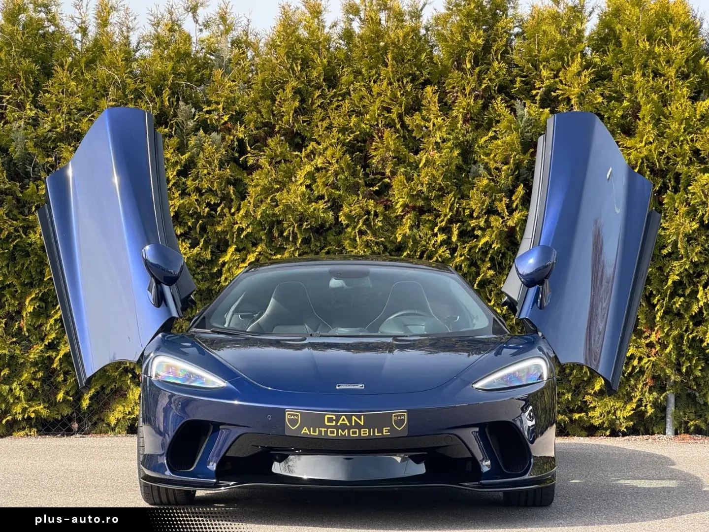 MCLAREN GT Premium Practicality SportExhaust B&W Lift