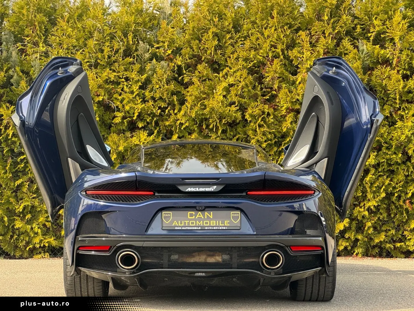 MCLAREN GT Premium Practicality SportExhaust B&W Lift