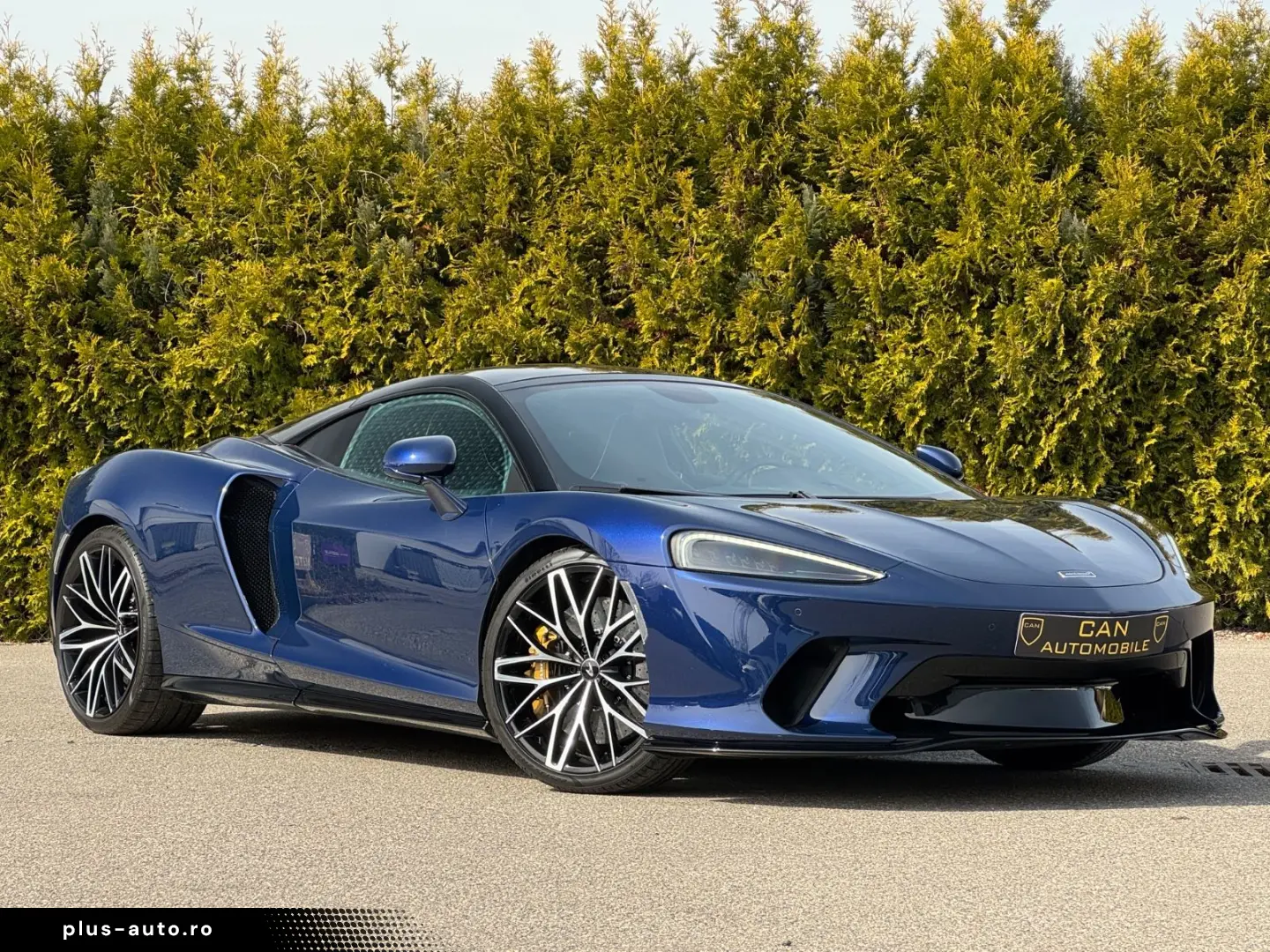 MCLAREN GT Premium Practicality SportExhaust B&W Lift