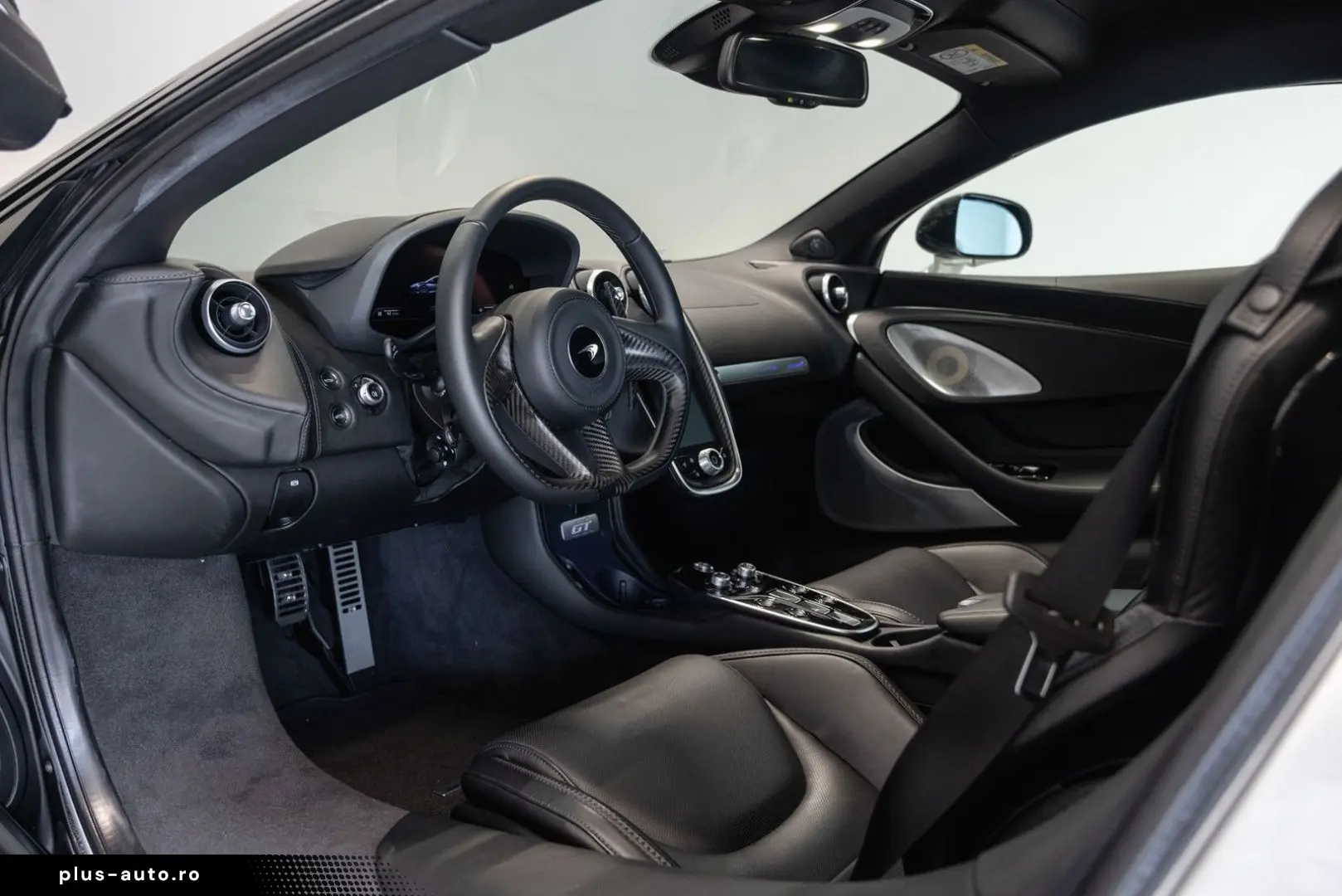 MCLAREN GT