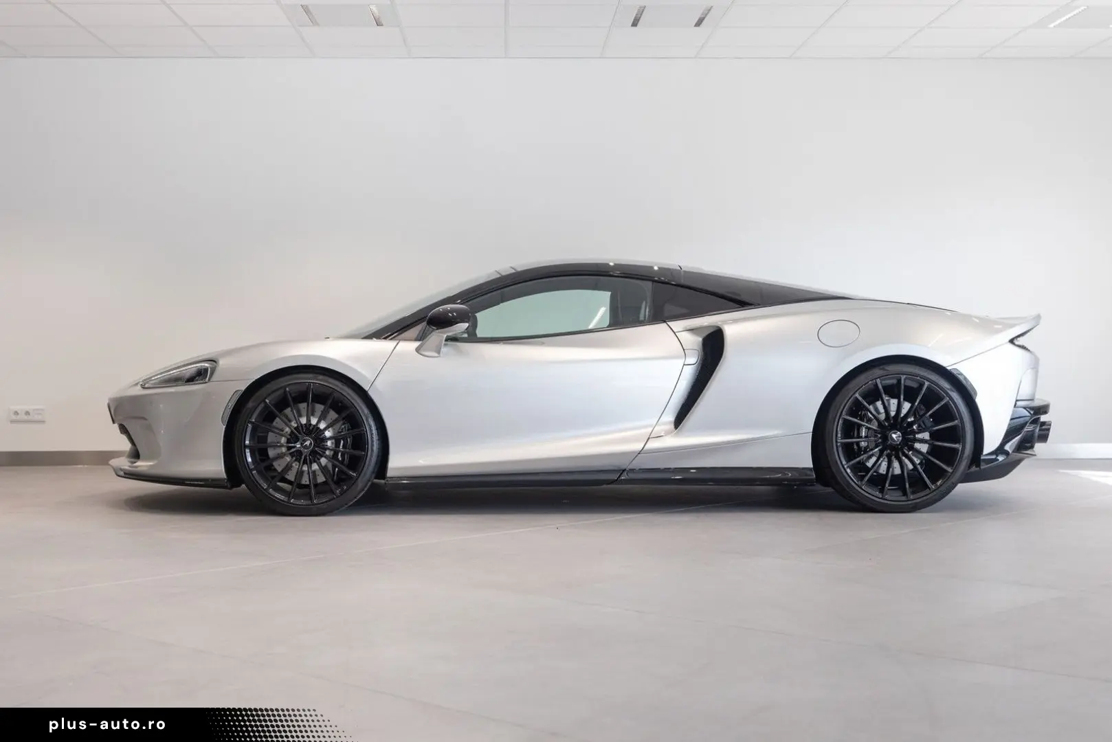 MCLAREN GT