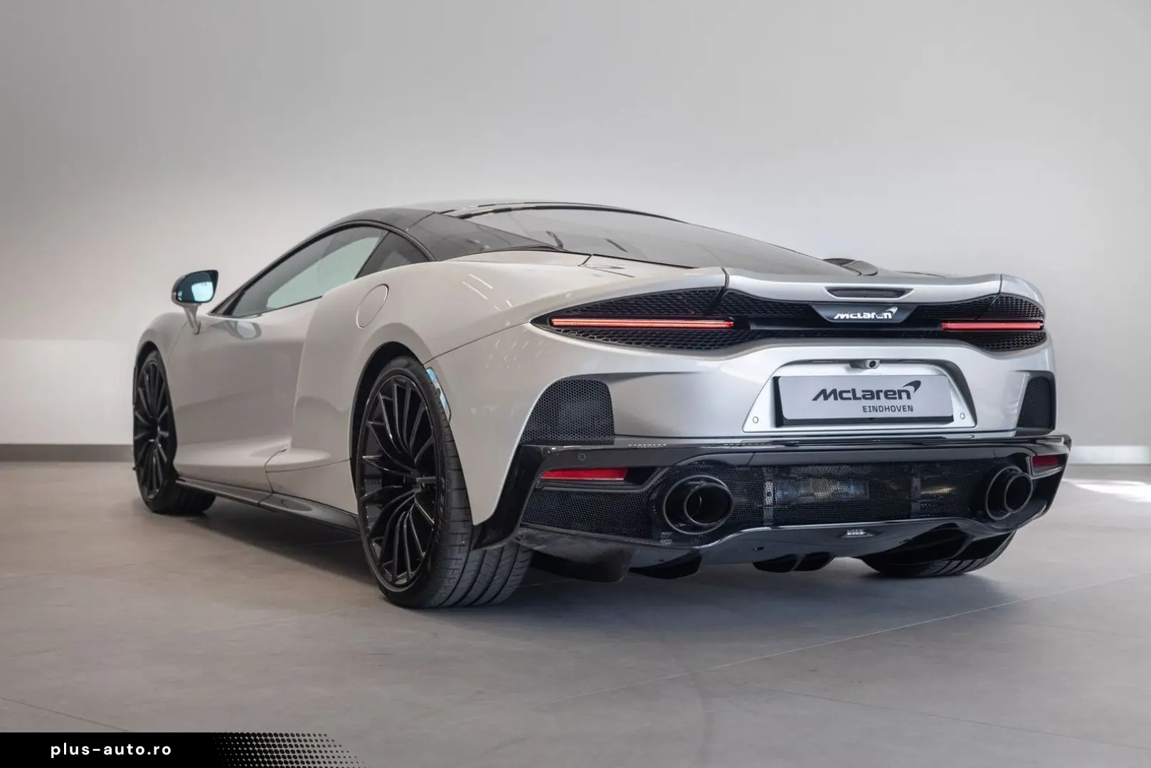 MCLAREN GT