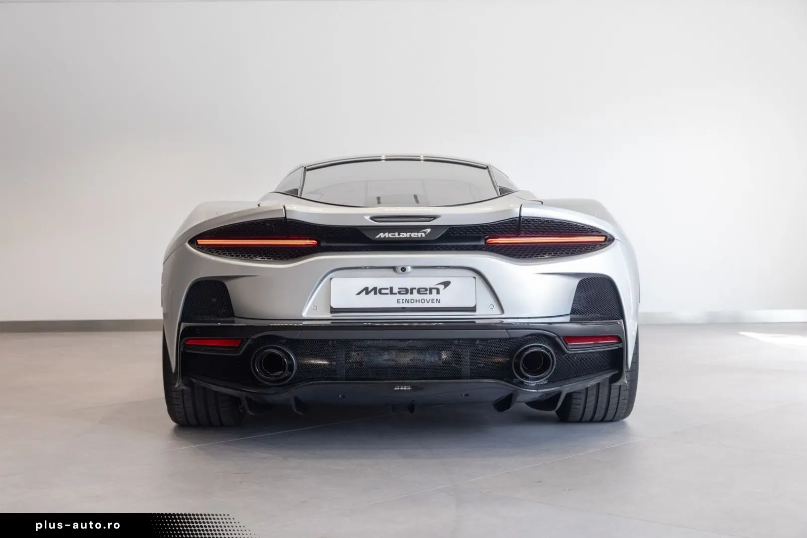 MCLAREN GT