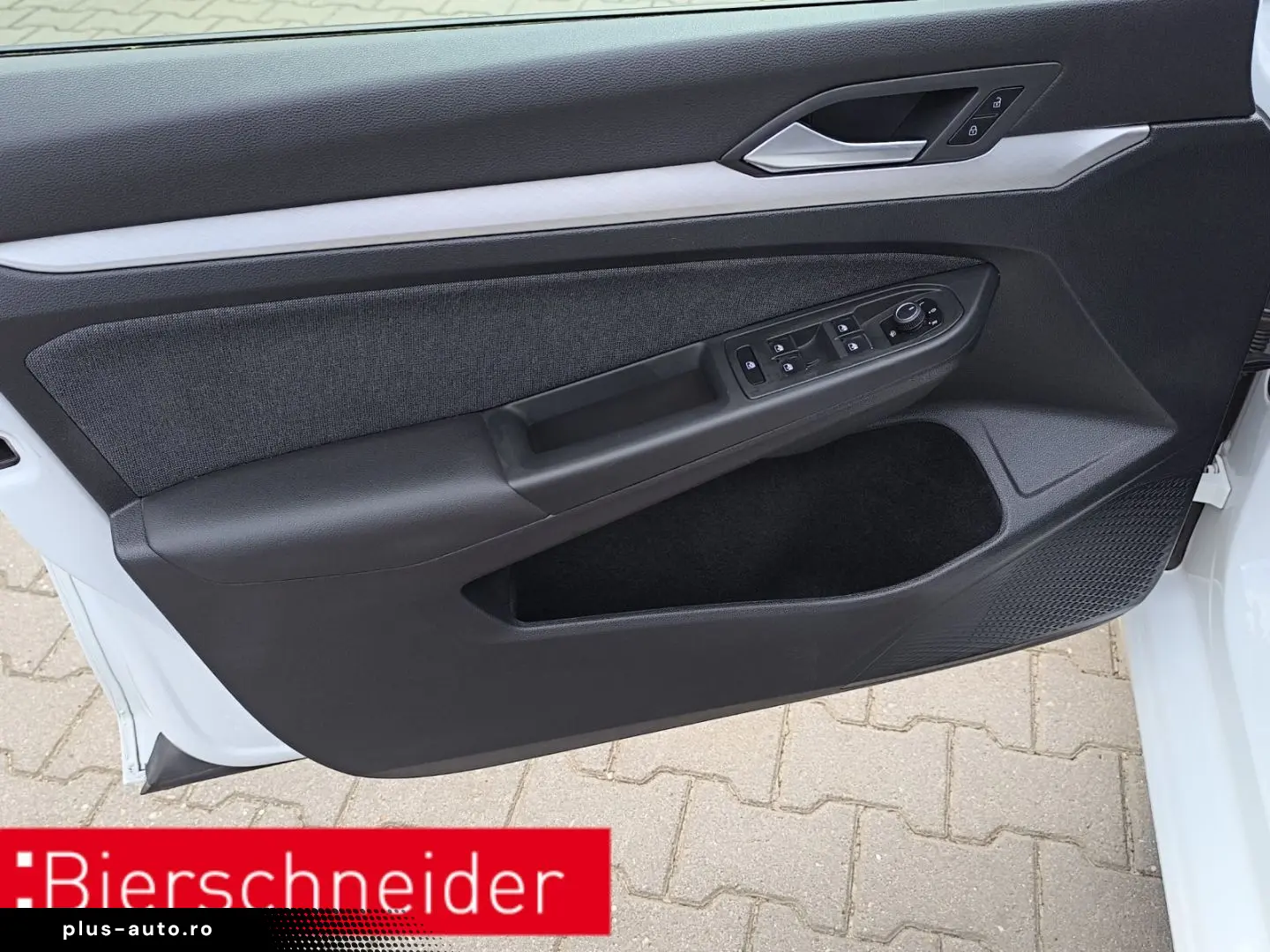 VOLKSWAGEN Golf 2022 — imagine 18