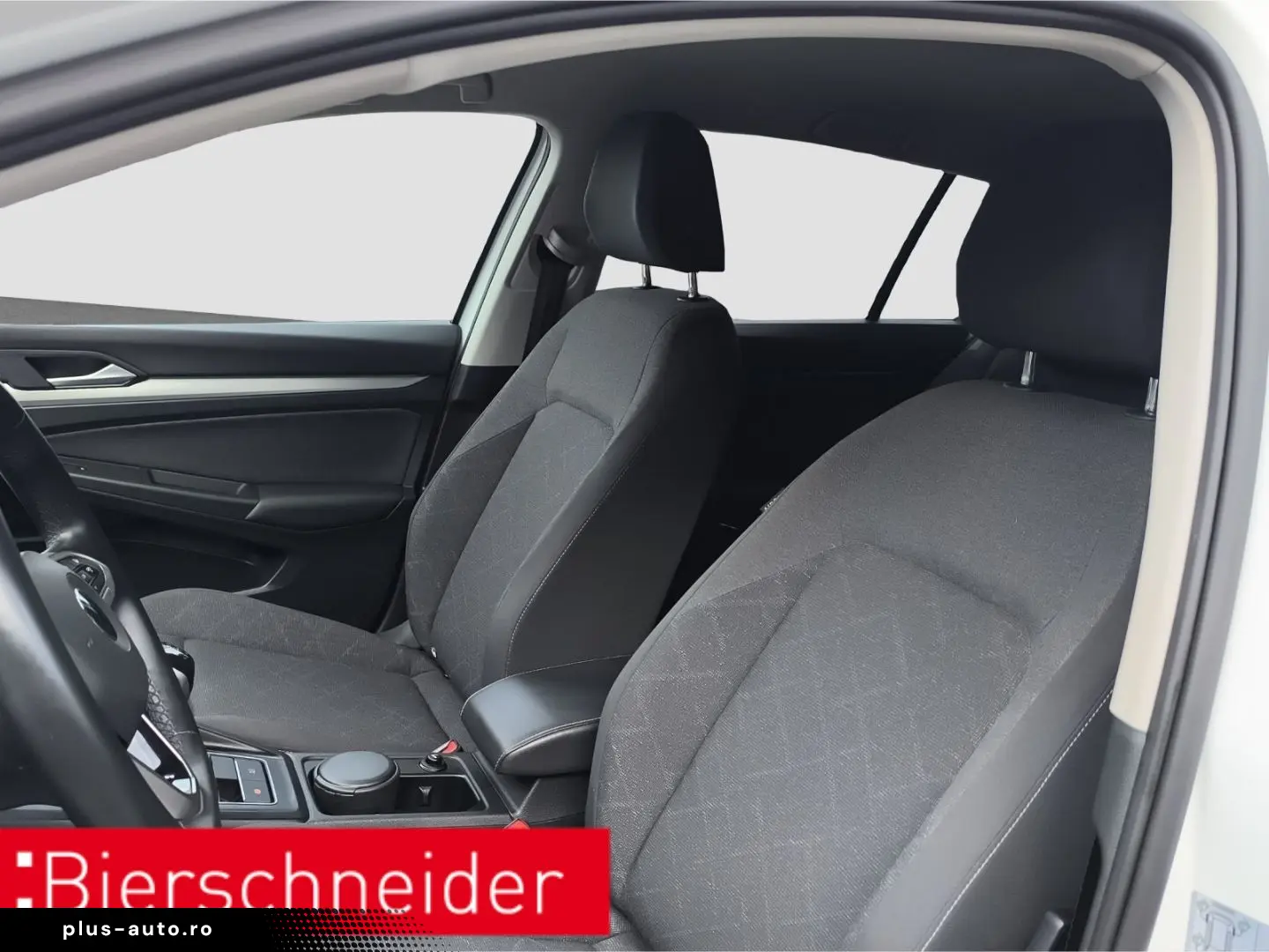 VOLKSWAGEN Golf 2022 — imagine 21