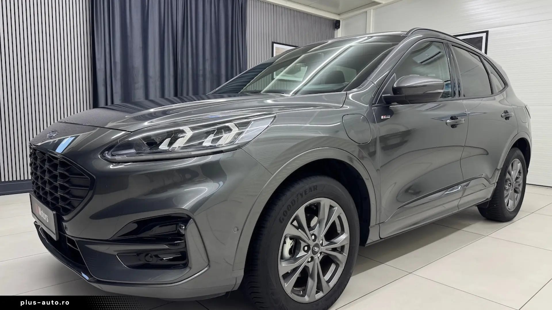 Ford Kuga Plug-in Hybrid ST LINE X