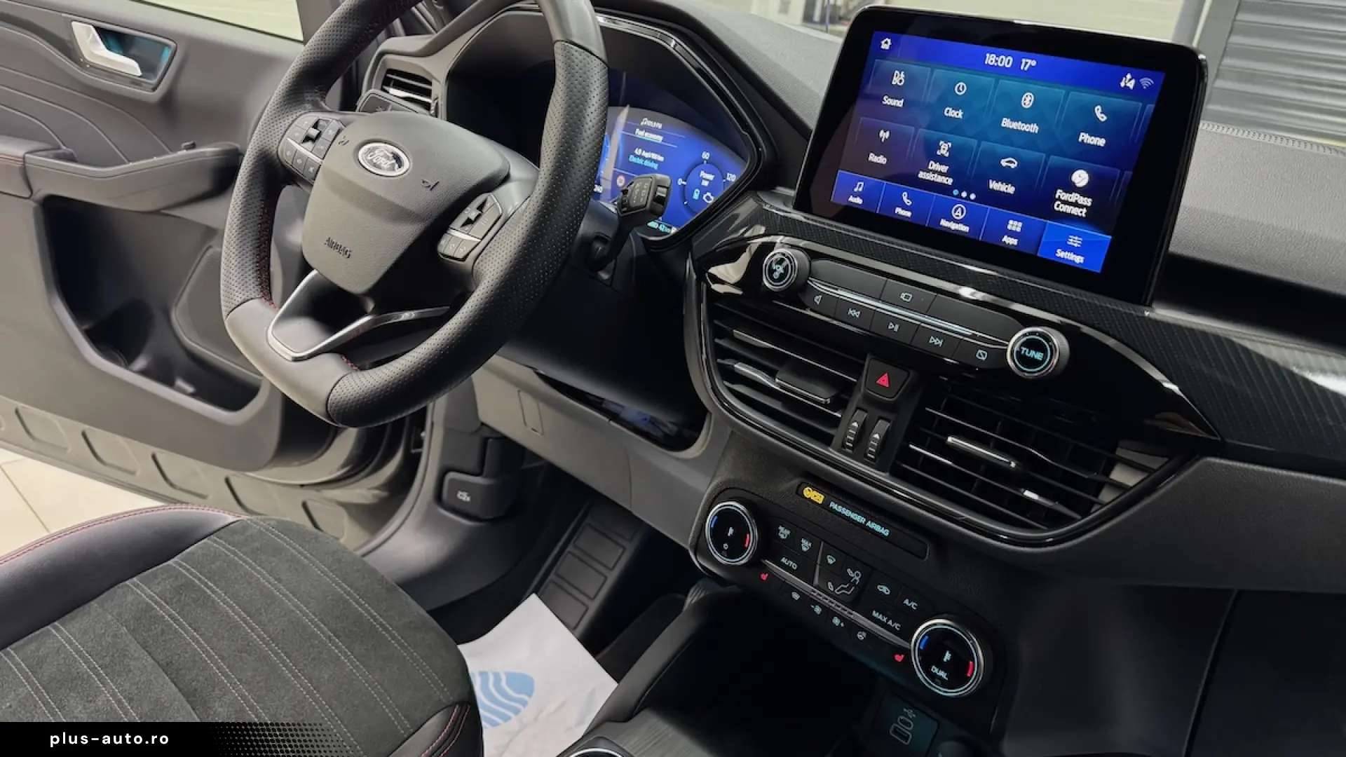 Ford Kuga Plug-in Hybrid ST LINE X