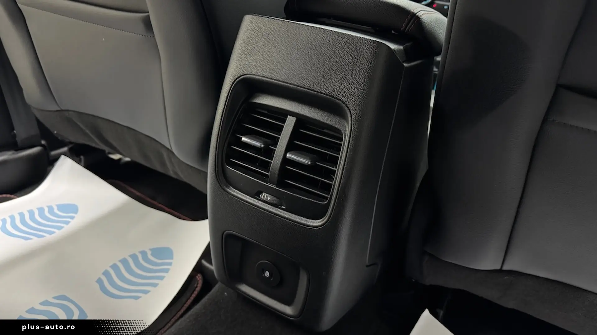 Ford Kuga Plug-in Hybrid ST LINE X