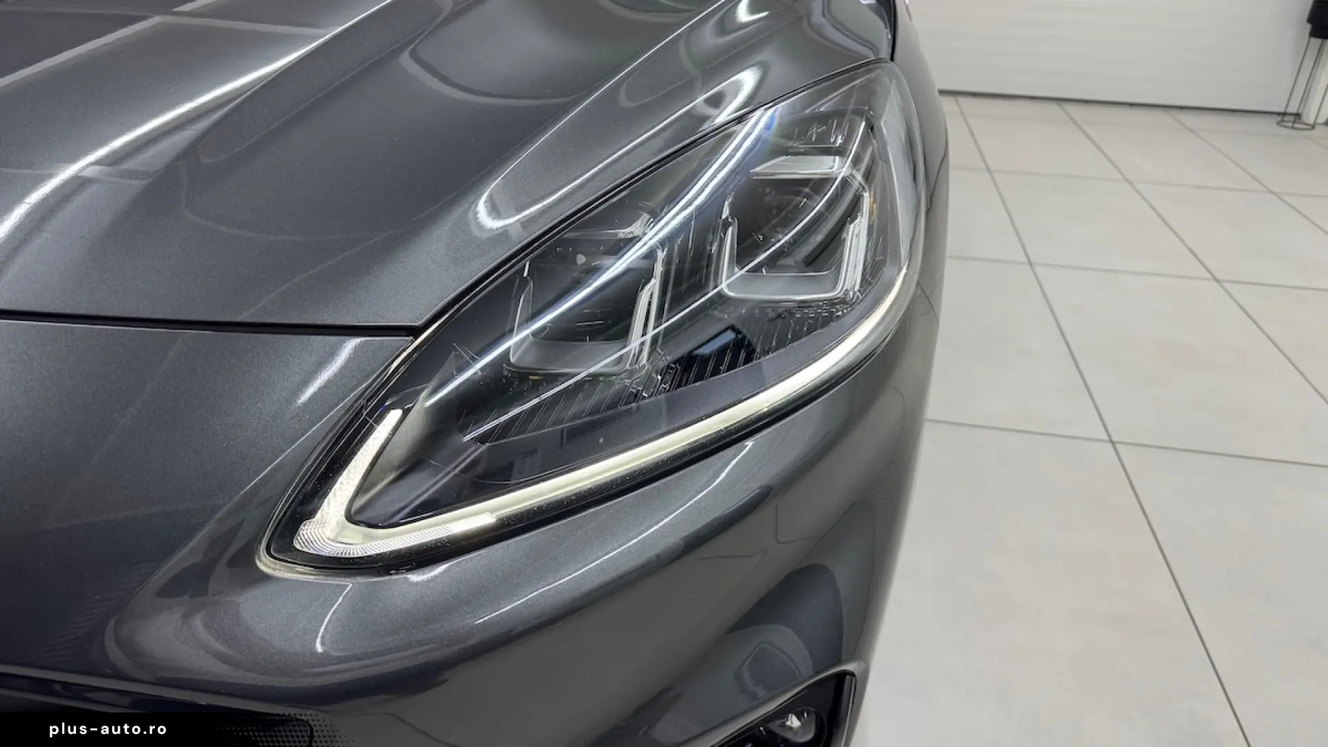 Ford Kuga Plug-in Hybrid ST LINE X