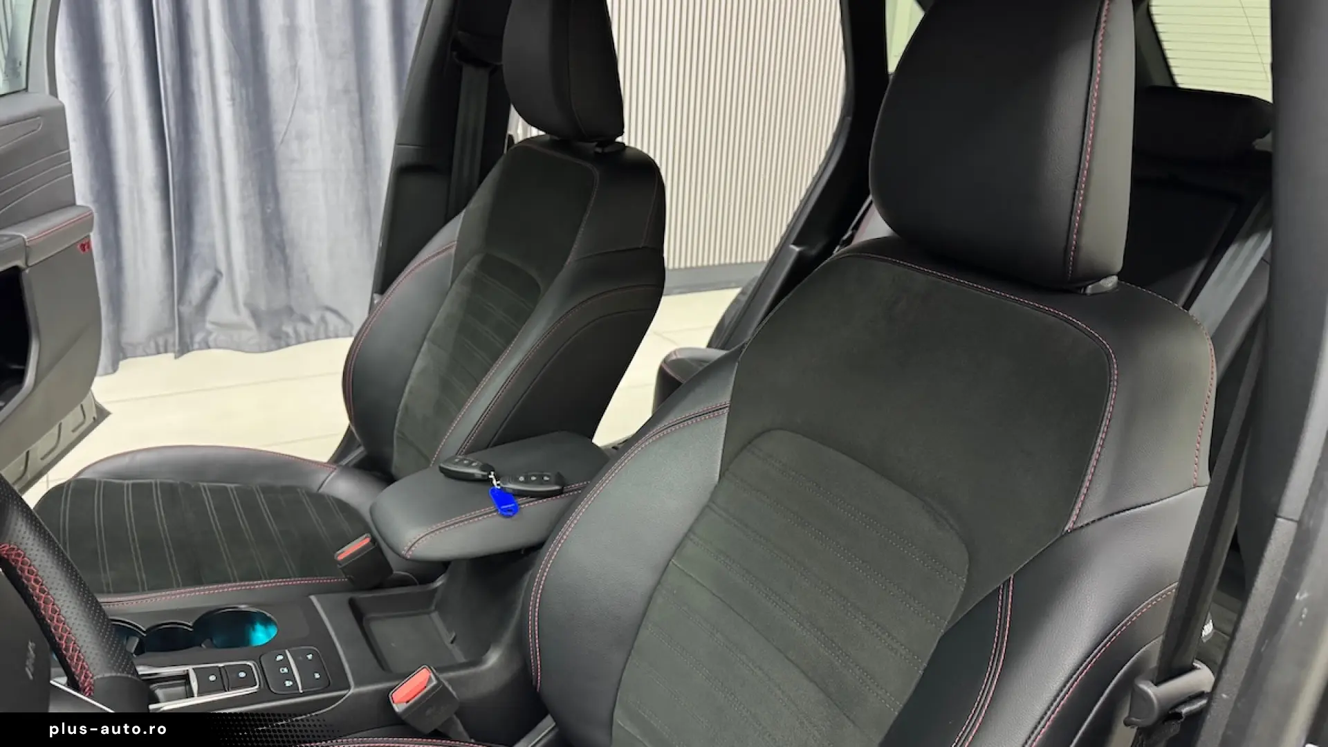 Ford Kuga Plug-in Hybrid ST LINE X