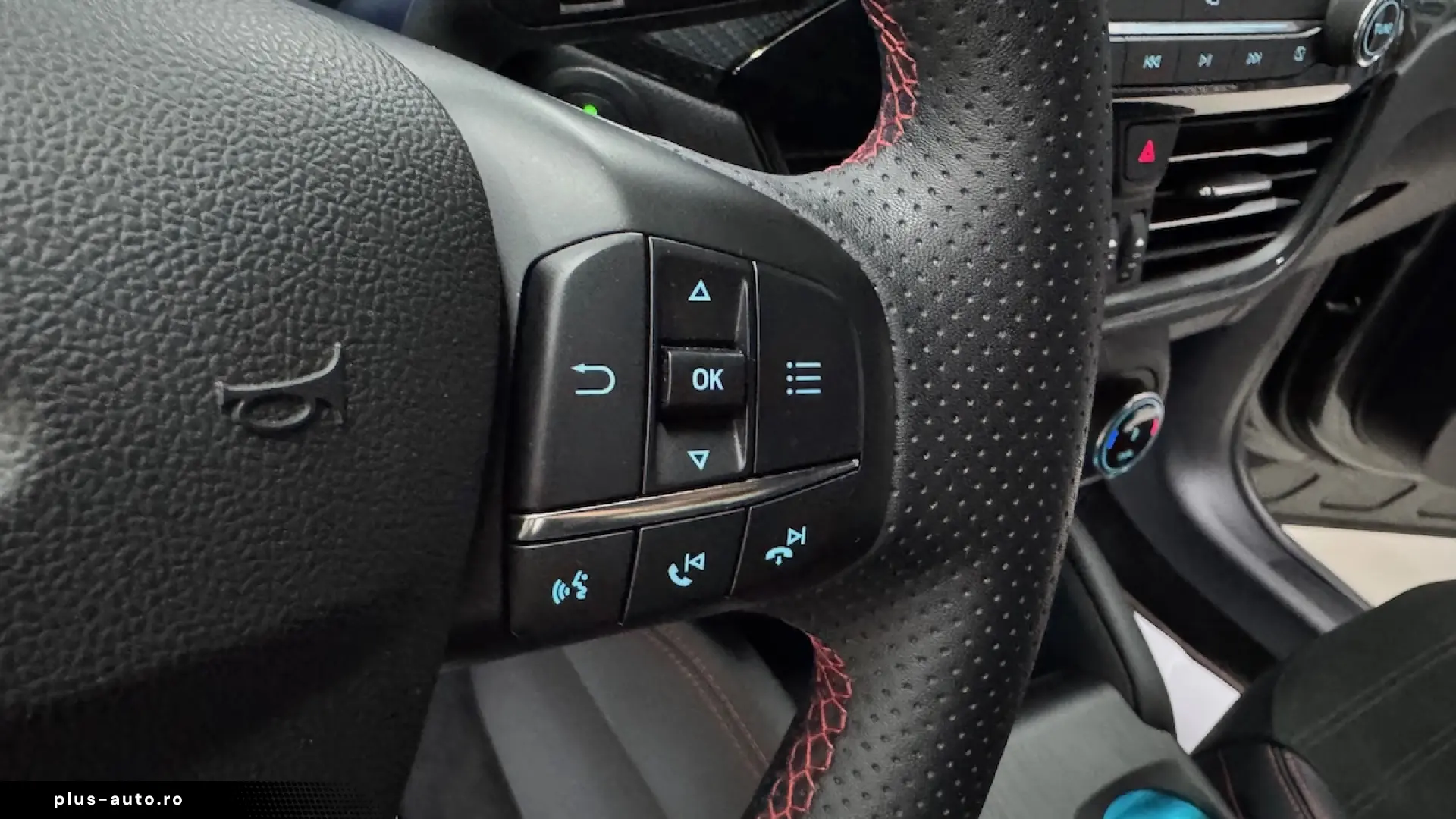 Ford Kuga Plug-in Hybrid ST LINE X