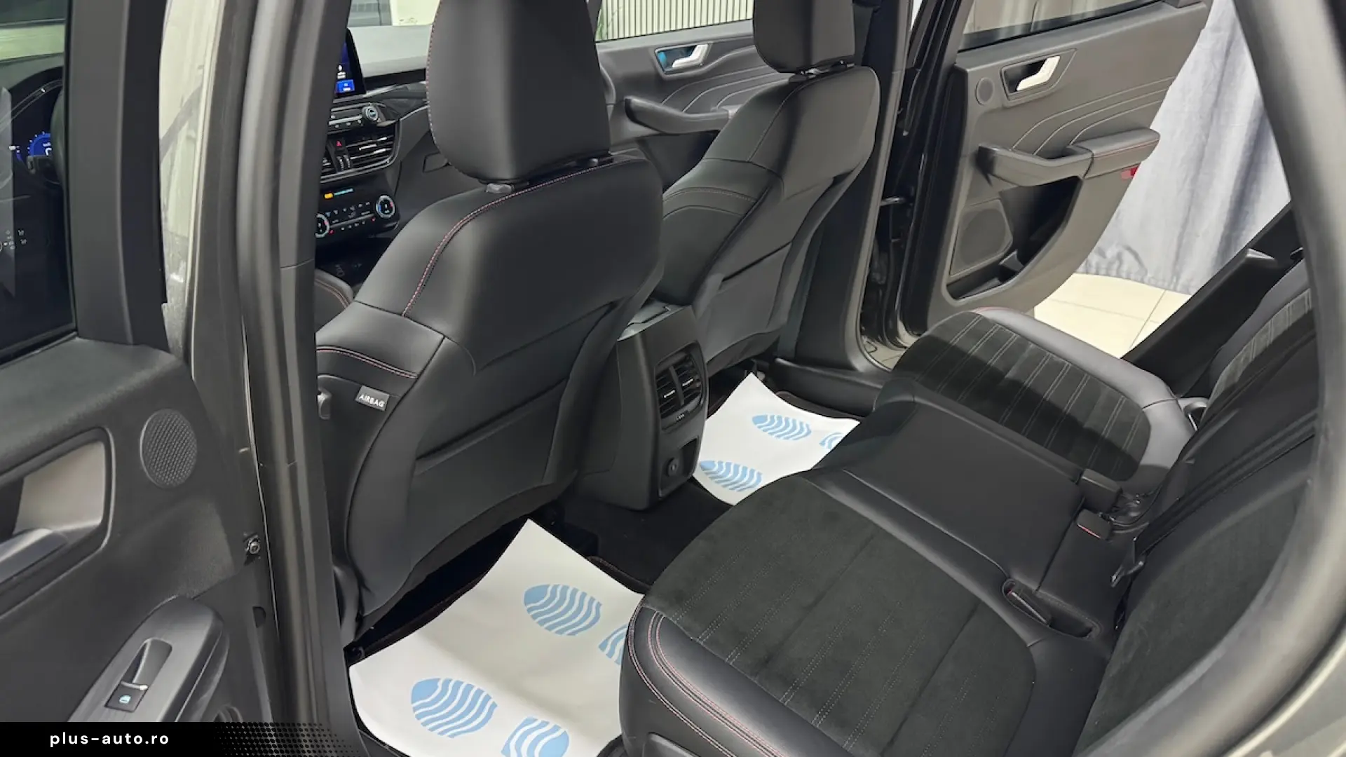 Ford Kuga Plug-in Hybrid ST LINE X